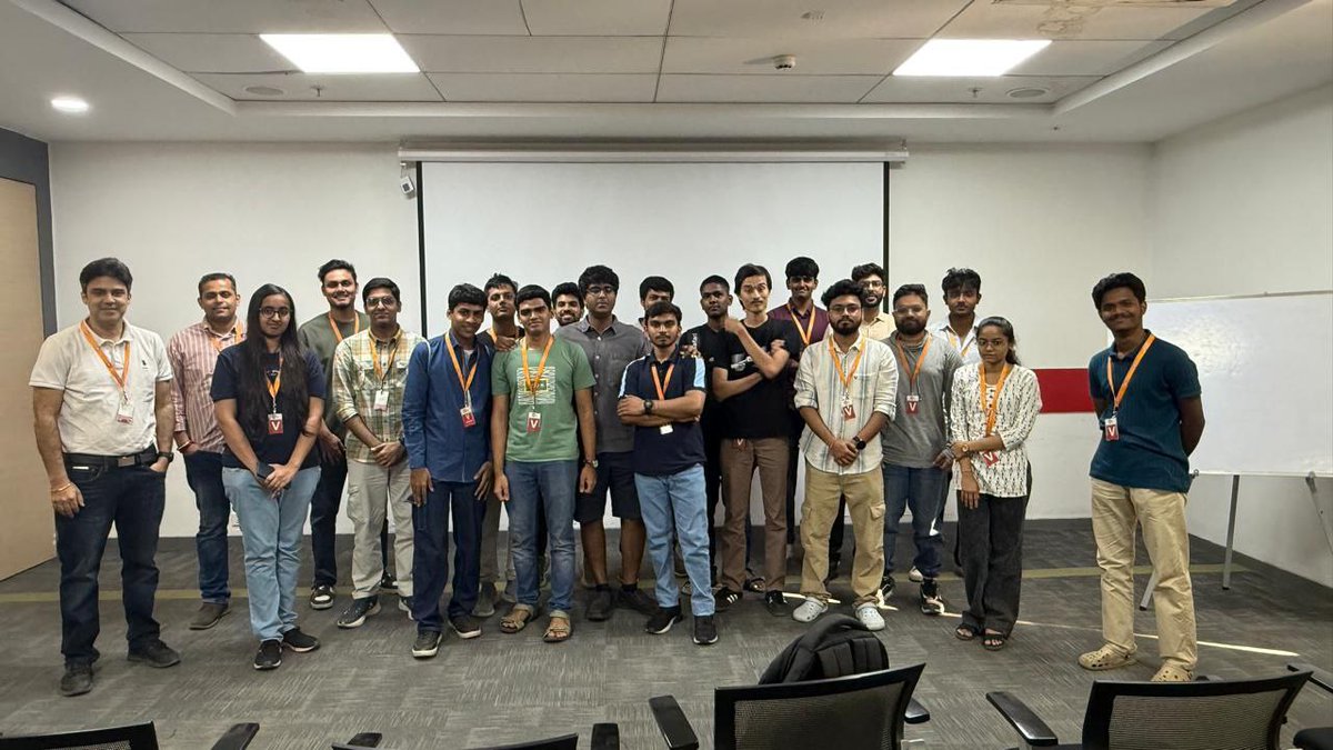 AngadVenugopal's tweet photo. Had a great time connecting with such amazing peeps at @MumbaiFOSS X @MumbaiPy Monthly Meetup https://t.co/wW8nLCh8Wp