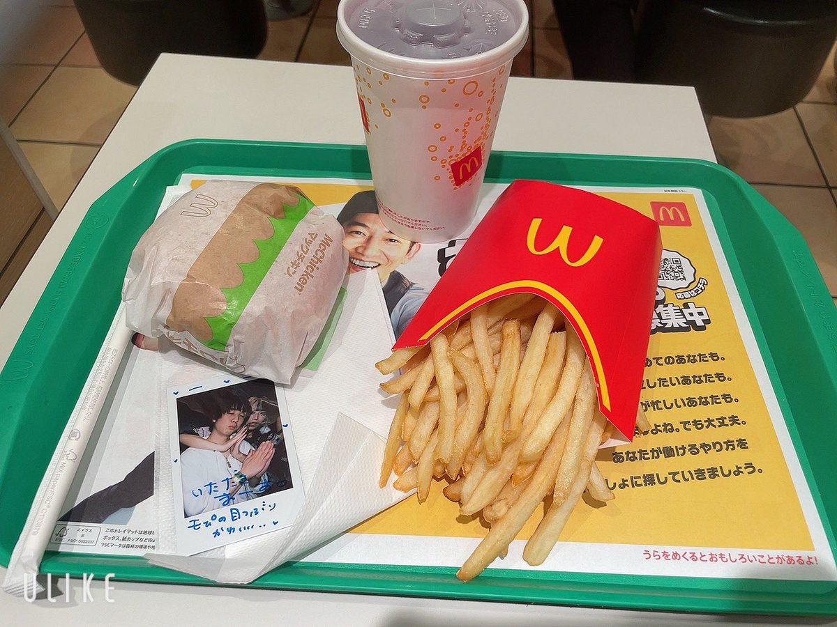 p____mpp's tweet image. マック飯(*´｀＠)プィ
 #1ミリたりとも離れないでっ