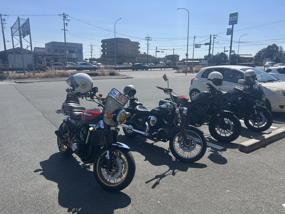 HIDE80113093's tweet photo. 23号開通したから豊川稲荷まで走ってきたけど激混みだった😆 https://t.co/2inKagDKW0