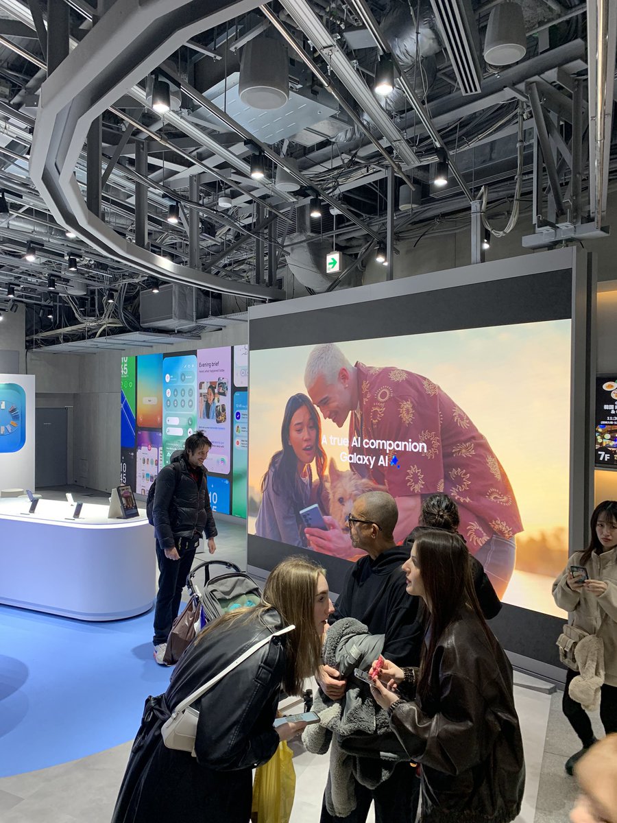 ryusei19941228's tweet image. 渋谷で
Galaxyの新発売のイベント♩
画素数2億って凄すぎない？？

#GalaxyAI  #頼れるAIパートナー  #GalaxyS25Ultra  #GalaxyS25  #GalaxyExperience Space  #GalaxyExperienceSpace_SHIBUYATSUTAYA