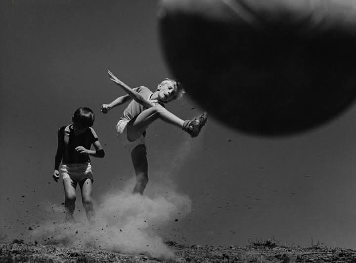 Domingo.

© Pedro Luis Raota.