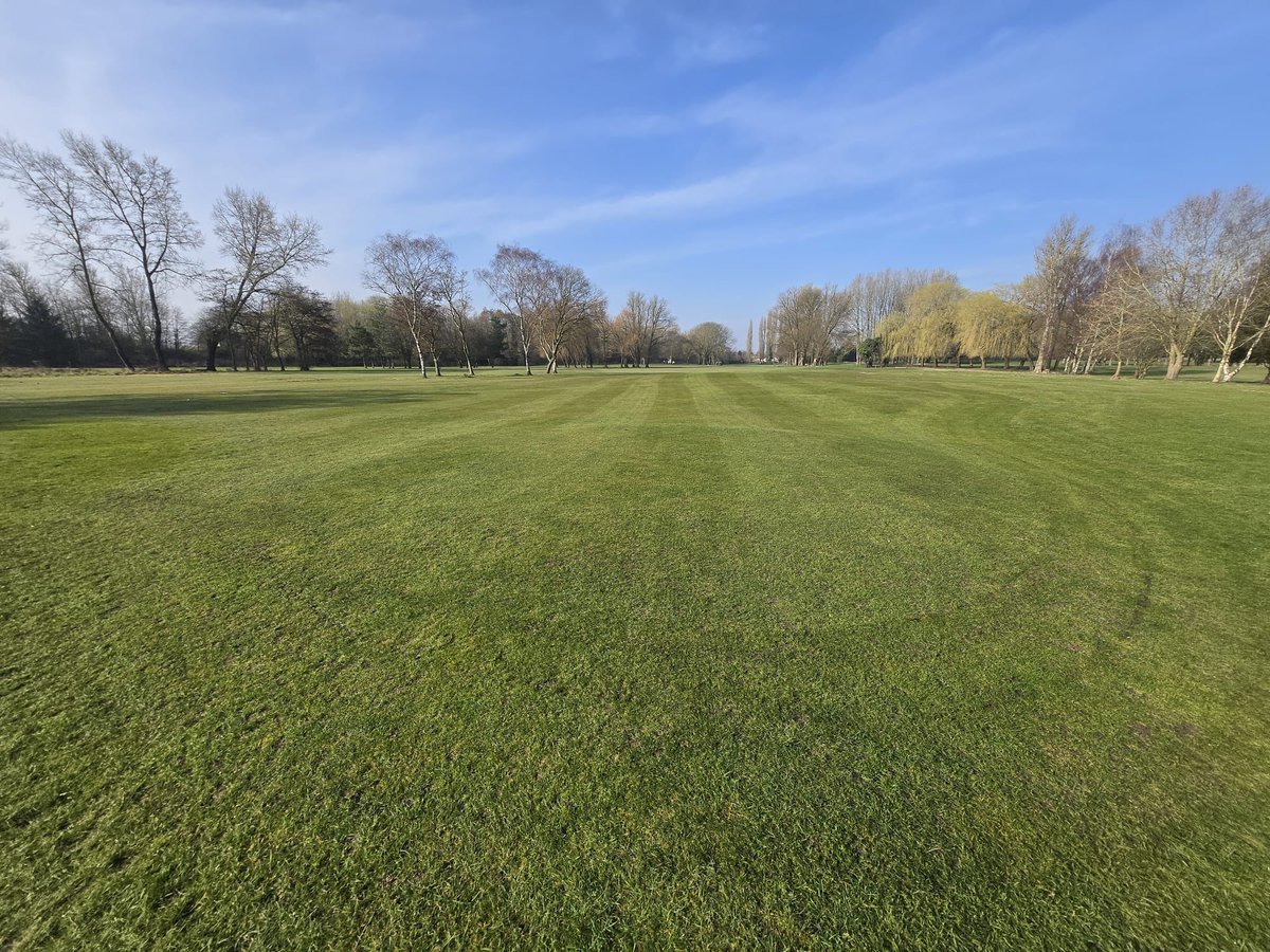 Course is looking great…⛳️🏌️‍♂️☀️😍

#derby #golfers #sunday <a href="/LinkGolfUK_/">Link Golf UK</a>