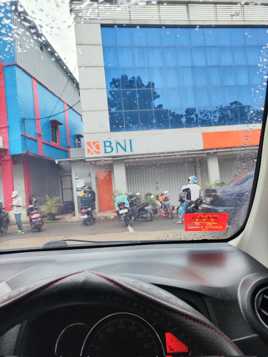 alkomo94's tweet photo. Yang mau ikut cari takjil dm ya https://t.co/yxFu4a3cSY