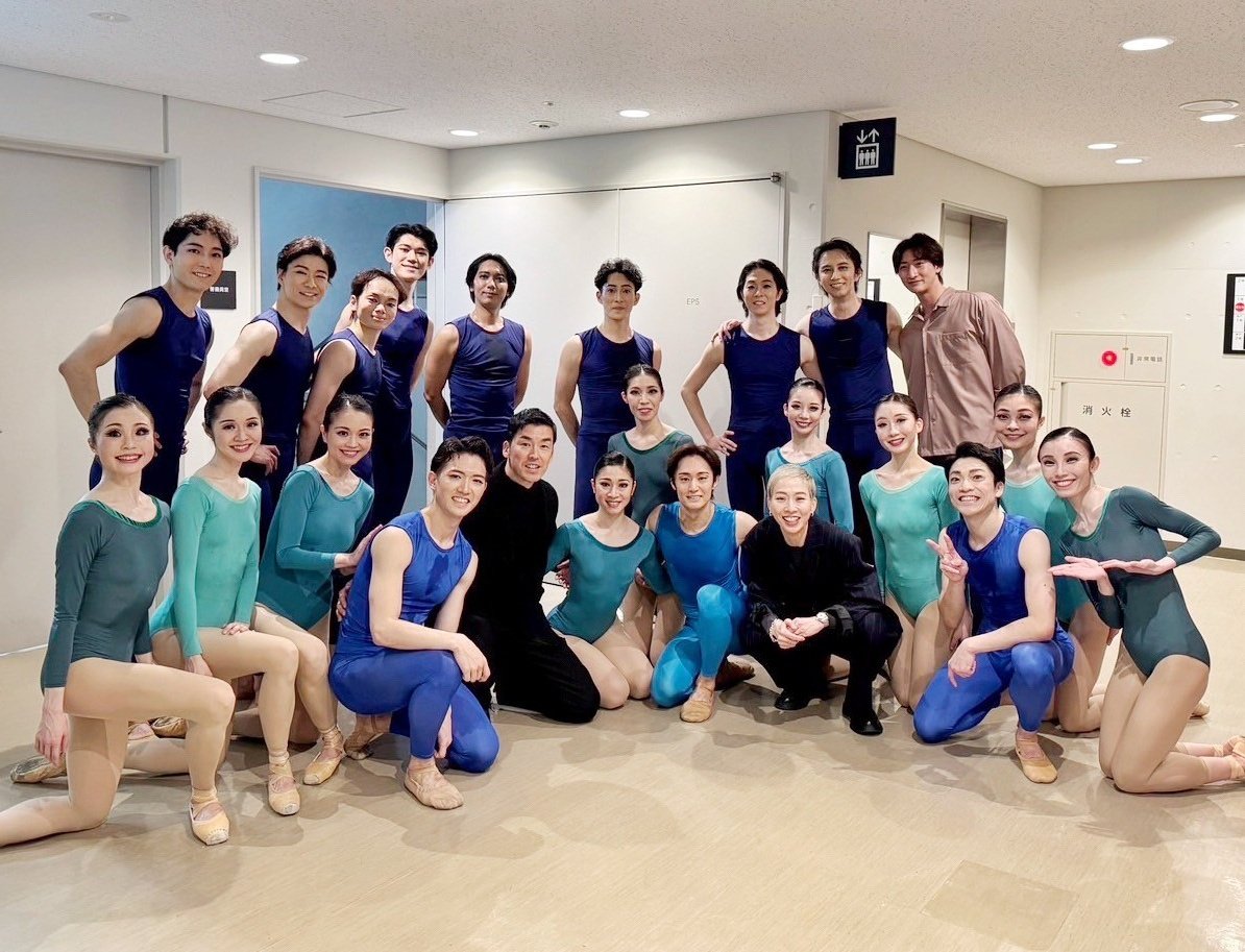 AsamiMakiBallet's tweet photo. 牧阿佐美バレヱ団
「ダンス・ヴァンドゥⅢ」
全ての公演が無事終演いたしました✨
沢山のお客様からのあたたかい拍手とご声援をありがとうございました。

本公演のアンケートにご協力ください🙂‍↕️✍️
https://t.co/X5kIu59utV https://t.co/YAONJehV6w