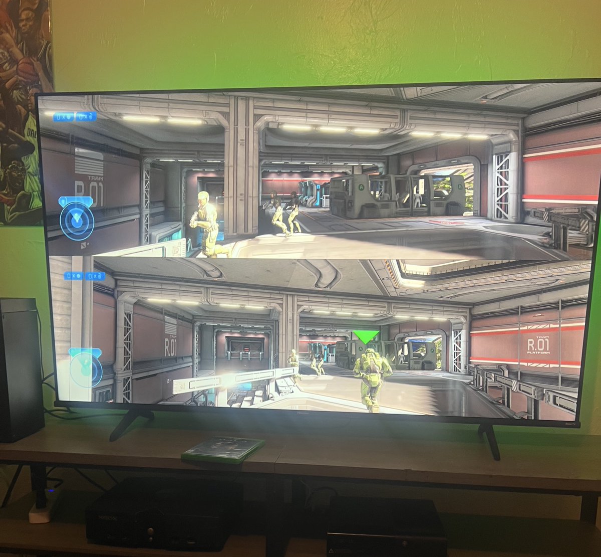 deadbymiladee's tweet image. Late night game sesh, Halo 2 with the hubs #MasterChiefCollection