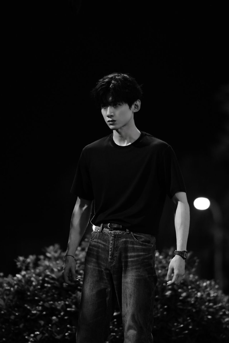 Bai Jingting 白敬亭 Pics 🕊 tweet media
