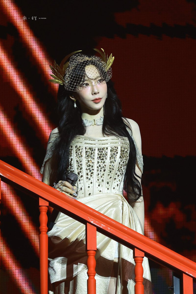 250309
#태연 #TAEYEON 
#TAEYEON_TheTENSE
#올해_탱구생일엔_콘서트  
#HAPPY_TAEYEON_DAY
