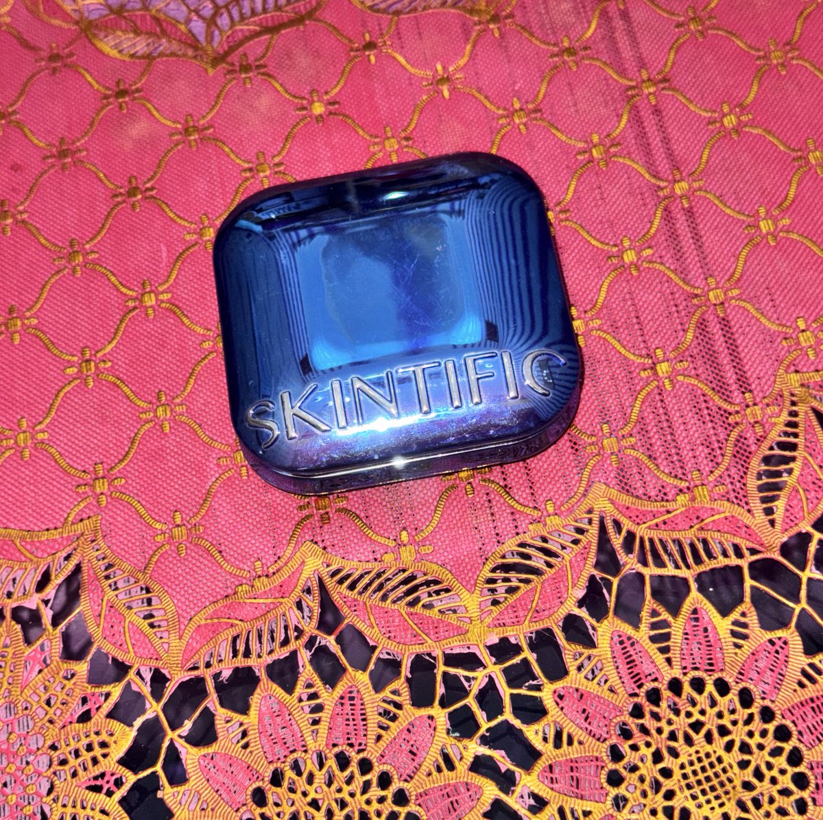 mamanyalily's tweet image. WTS PRELOVED MAKEUP
Skintific
Ultra cover powder foundation
shade 00 porcelain
kepake 2x
jual 60k
#skintific #powderfoundation #makeup #prelovedmakeup #zonajajan #zonauang