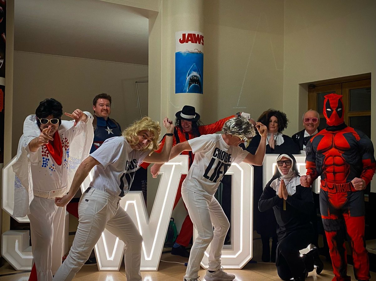 Thanking all of our brilliant staff members who contributed to the ‘entertainment’ of the evening at the SWOT Fashion Show. 

Can you spot anyone you recognise? 

(Videos will eventually follow…😄)

#qubSWOT #CME #lovequb #worthycause