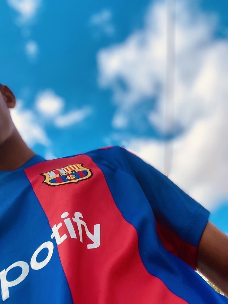 maddybokelo's tweet photo. Fière d'être un supporteur Barcelonais 🤜🏾 
Visca Barça ☝🏾 https://t.co/JzGXJiHKXn