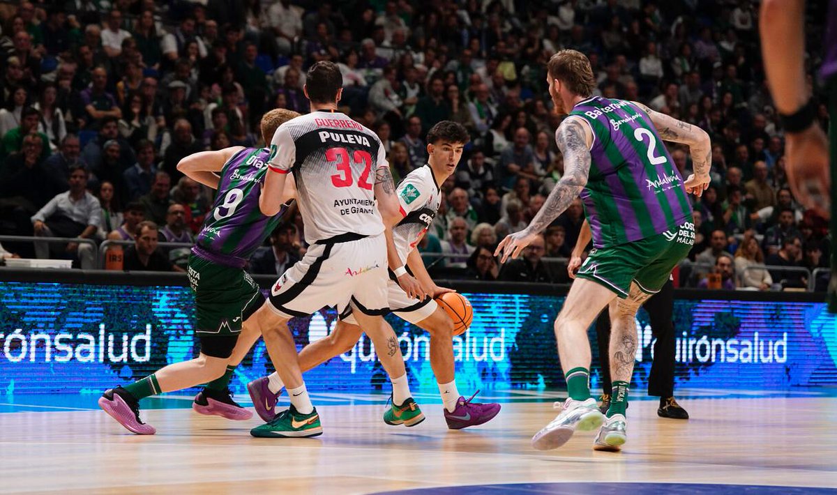 🔜 De jugar con el club de tu colegio a debutar en <a href="/ACBCOM/">#CopaACB</a> en menos de un año.

🤩 Un día inolvidable para Luca Medal.

#GranadaEsÉlite
#ContigoFundación