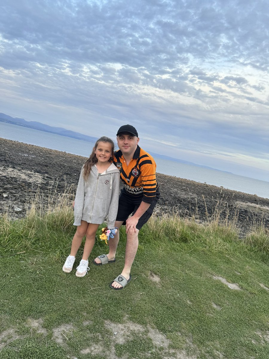 _hayleighhxo's tweet photo. 8 long years since that dreadful day. 

There’s good days &amp; bad days but you never let it stop you from doing anything. 
Proud of how you cope with it all. You really are a superstar Olivia 🌟 

We love you the world 🌍 

#Diabetic #TypeOne https://t.co/crhk3imKNm
