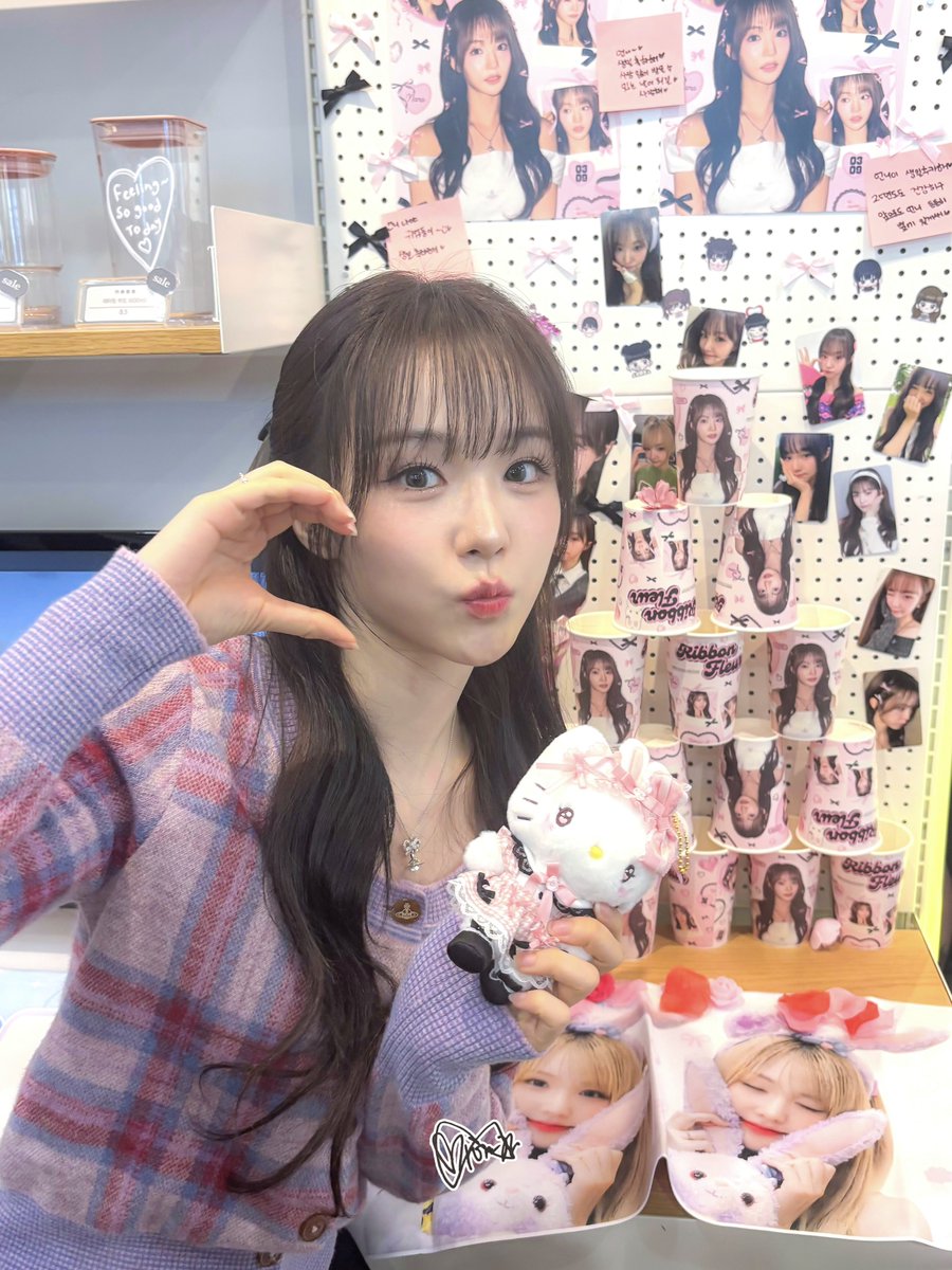 3O9na_oO's tweet photo. 250309 🎀

センカ来てくれてありがとう🐰💗
お誕生日おめでとう🎂
#WOOAH #우아 #NANA #나나 #ナナ https://t.co/kjnDm1Ht4O