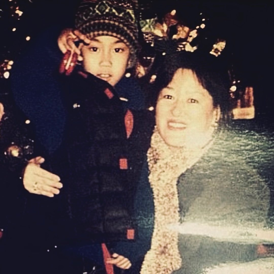 notoriousgonzo's tweet photo. “UMMA” OUT NOW

https://t.co/hHabGqoNV6

https://t.co/WVfmxlOQ0K https://t.co/FgcqLsEVDD