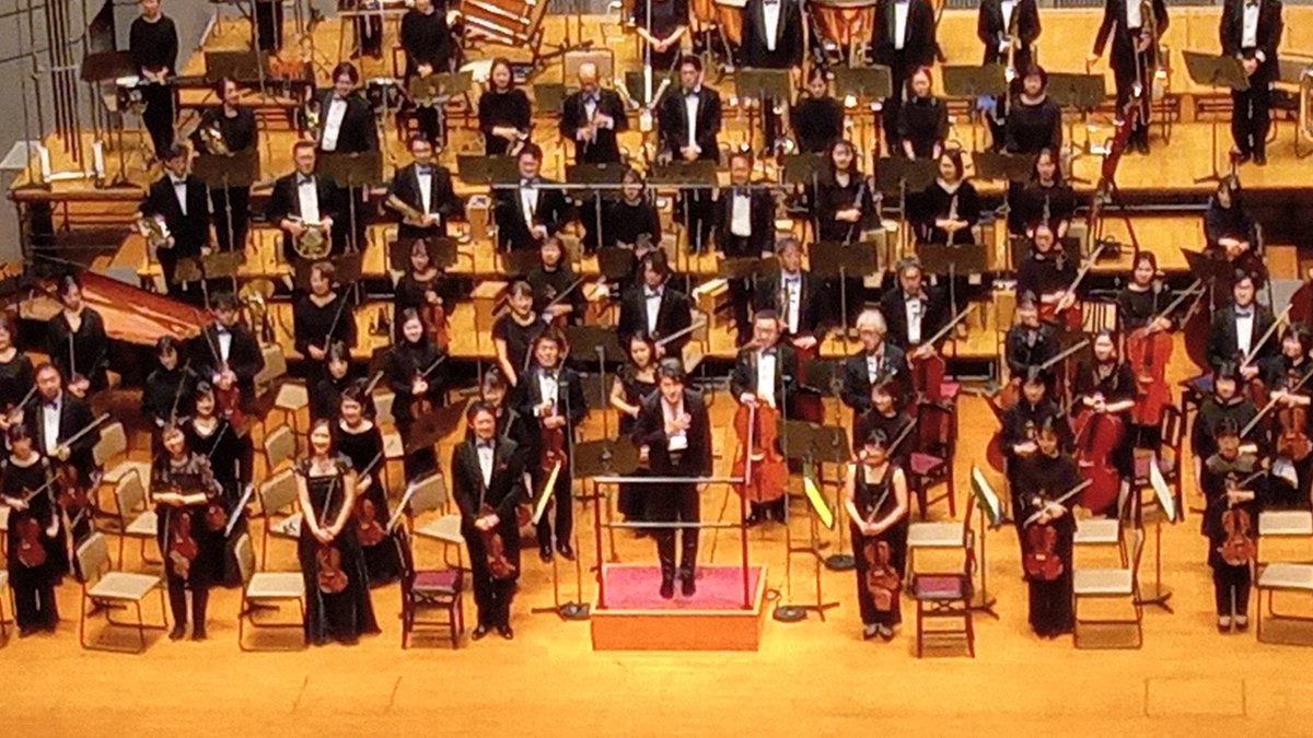 "見事"
ケンショウ・ワタナベ 東京フィル 1012回オーチャードホール定期 開劇
①ストラヴィンスキー:ペトルーシュカ /Pf髙木竜馬
②ウェーバー:オベロン序曲
③ヒンデミット:ウェーバーの主題による交響的変容

バッティストーニ氏の代役で希少演目振ったワタナベ氏に感謝
ウォン 日フィル マラ2終了