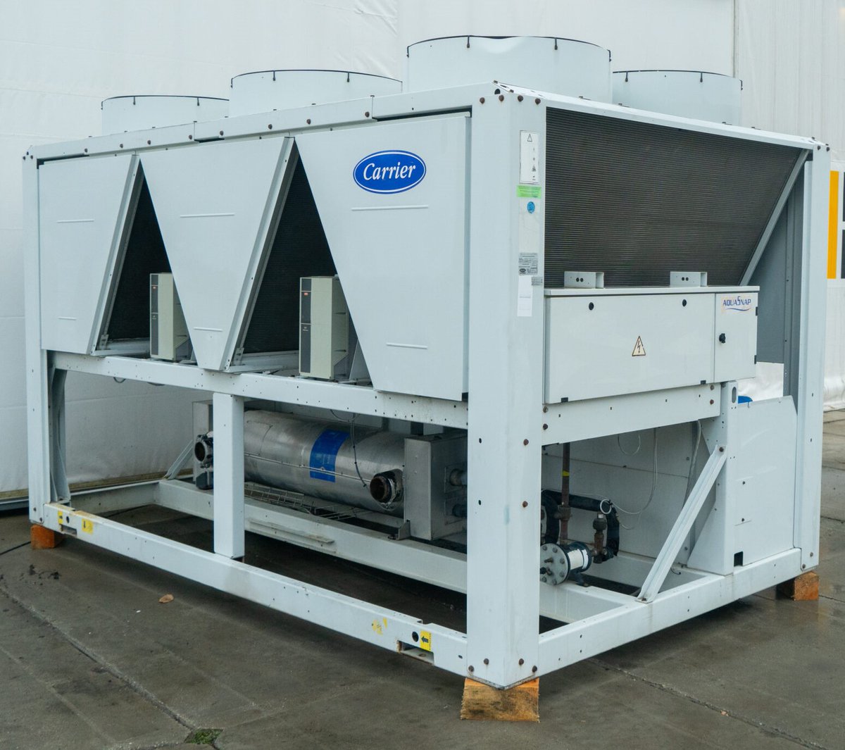 myclima_gr's tweet photo. Μεταχειρισμένος Ψύκτης Carrier 367kw (12/7-35°C) ψύξη , μοντέλο 2011, 2 ψυκτικά κυκλώματα, 6 συμπιεστές Danfoss scroll , ψυκτικό ρευστό R410 , εναλλάκτης shell n tube , 6 inverter ανεμιστήρες , χωρίς υδραυλικό εξοπλισμό . Ώρες λειτουργίας 1751/1577/1704/1454/1299/1492 h https://t.co/nIsiMtGG4K