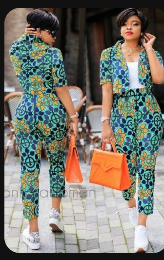 On peut être sexy, élégantes... Avec nos tissus pagnes.