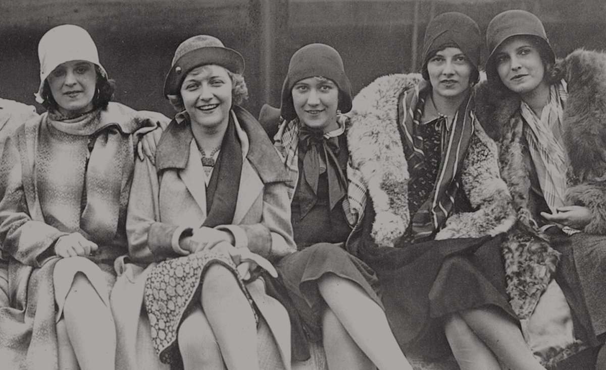 Am Do. dem 13.03. um 18:30 Uhr besucht uns Stephanie Marx in der AK-Bib und spricht mit uns über die 'Neue Frau' der Zwischenkriegszeit und die Frage, wie die Politik/das Politische in der Literatur von und über 'Neue Frauen' verhandelt wurde. Seid dabei! bit.ly/3DibNqb