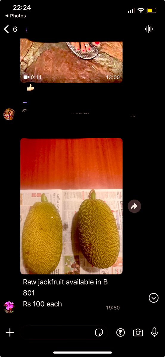 Realmayankshrma's tweet photo. God please make me rich but not this rich that i have to SELL( not giveaway), backyard grown fruits while living in 1.5 cr apartments.
In my village we giveaway these things to all our neighbours and relatives. https://t.co/opCzgIUbY0