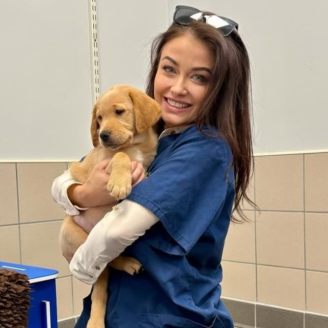 Guide Dogs (@guidedogs) on Twitter photo A very happy birthday to our wonderful ambassador <a href="/jess_impiazzi/">Jess Impiazzi</a> - we hope you have a lovely day 🎁 A very happy birthday to our wonderful ambassador <a href="/jess_impiazzi/">Jess Impiazzi</a> - we hope you have a lovely day 🎁