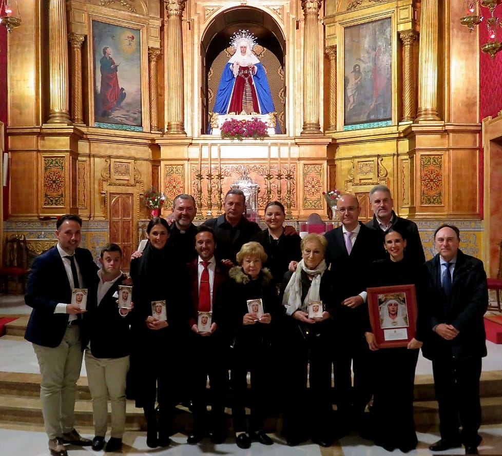 DoloresdelCerro's tweet photo. 🟣Hacemos llegar hoy nuestro mayor agradecimiento a la Escuela de Saetas “Ciudad de Utrera”, dirigida por Dª Consolación García Segovia, por la emotiva 🗣️Exaltación a la Saeta celebrada anoche en nuestra Parroquia en homenaje póstumo a D. José Pérez Leal “El Sacri”.🔽 https://t.co/EH1xI9RjR3