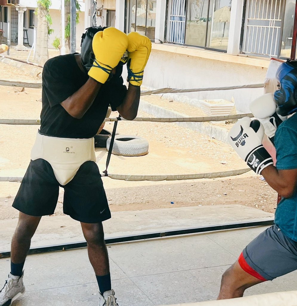 Ykay_The_Verb's tweet image. Great Athletes Work Hard.
#Boxing
#Sparring
#Dothefknwork