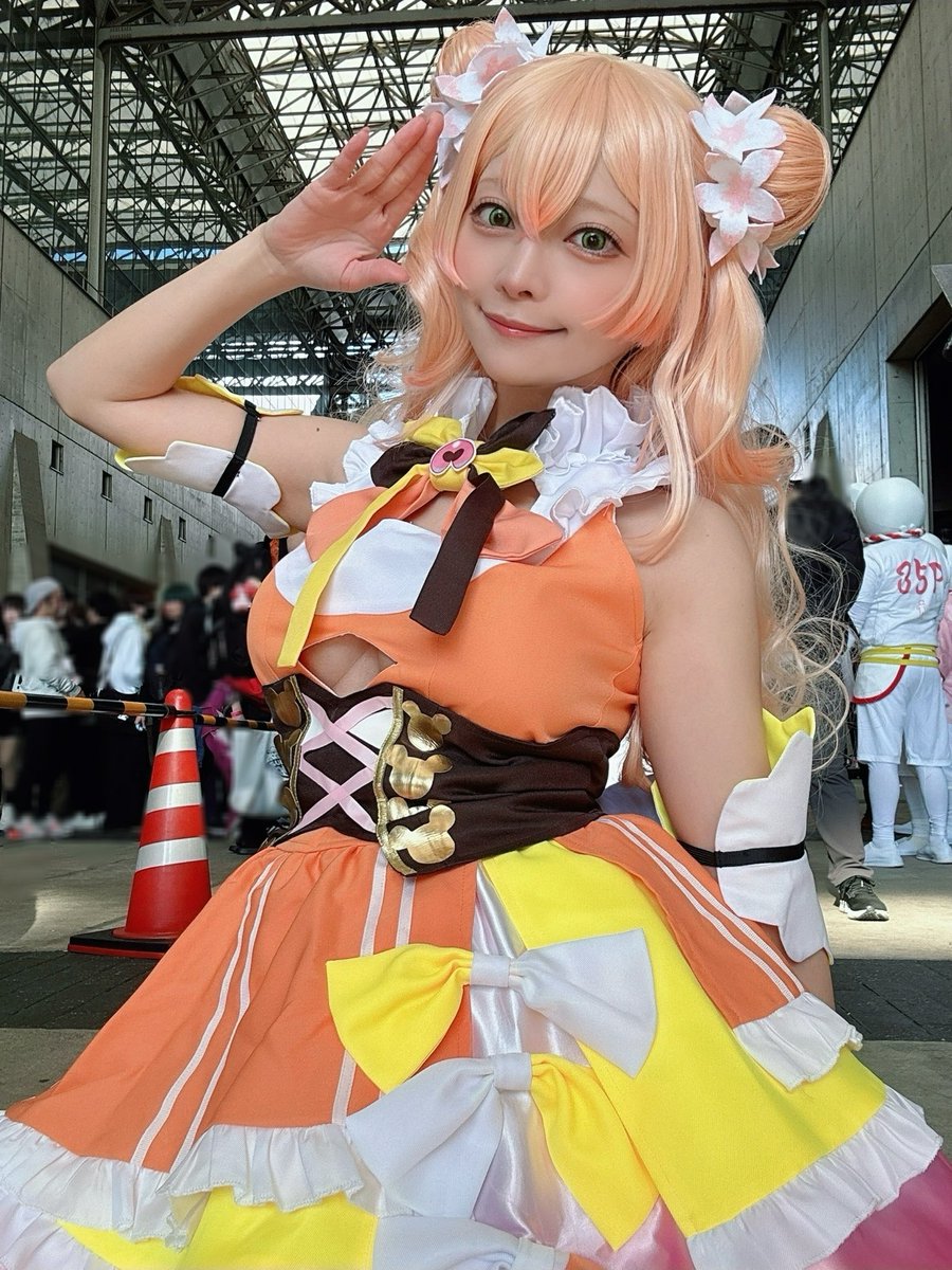 桃鈴ねね🍑🥟 今日はねねちのコスプレで遊びに行ってました