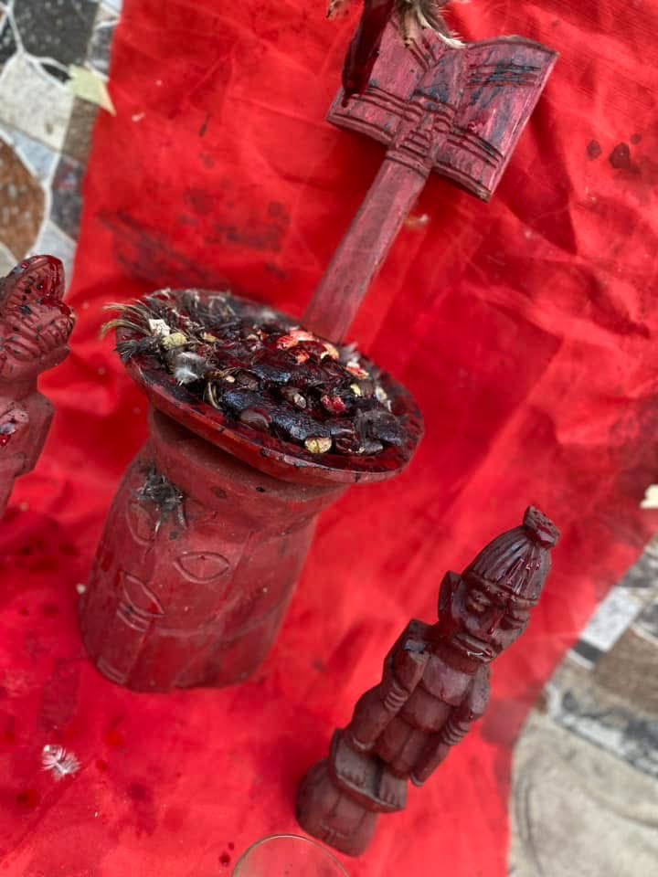 baba_Ifaseyii's tweet image. ORIKI SANGO
Sango is one of the Orisha that loves to say the truth and no lies. Sango does not like any betrayers
Sango will defend all of his children when they have problems. In Yoruba land we use Sango to find things that were stolen form us. Anyone who steal from you, IBA o🔥