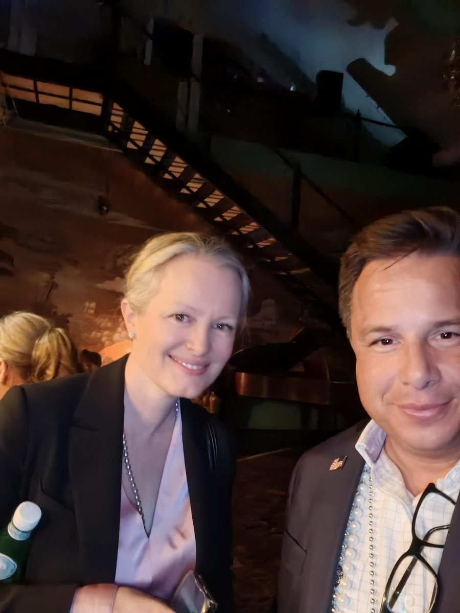 ZeroFlowDex's tweet image. With @brady_estevez @michaelproper ... We are working to solve blockchain problems to free us all! @denariilabs @RedBeardVC @Wire_Blockchain