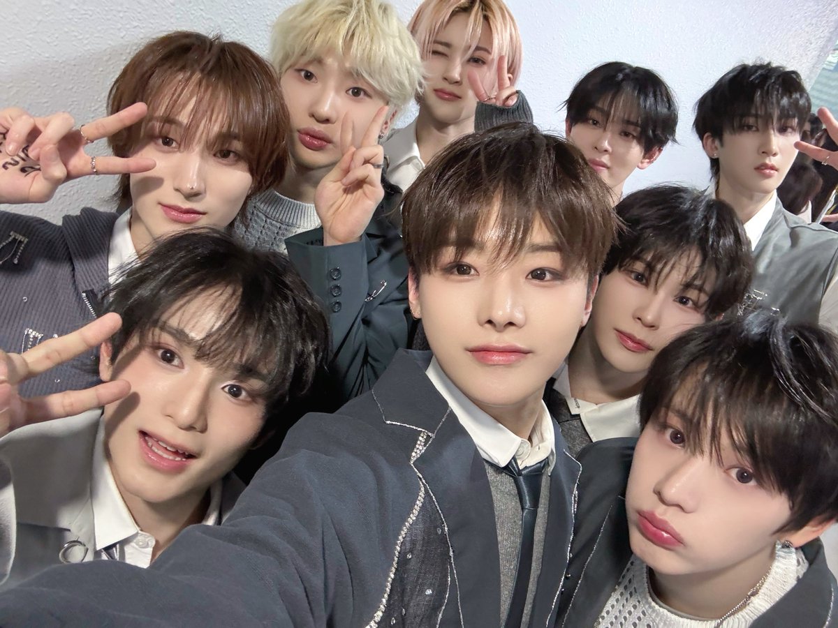 [📸]

-250309 SBS 인기가요 🖋🩶

#XODIAC #소디엑 
#GLOWY_DAY #XODIAC_GLOWYDAY
#TIME2SHINE #XODIAC_TIME2SHINE