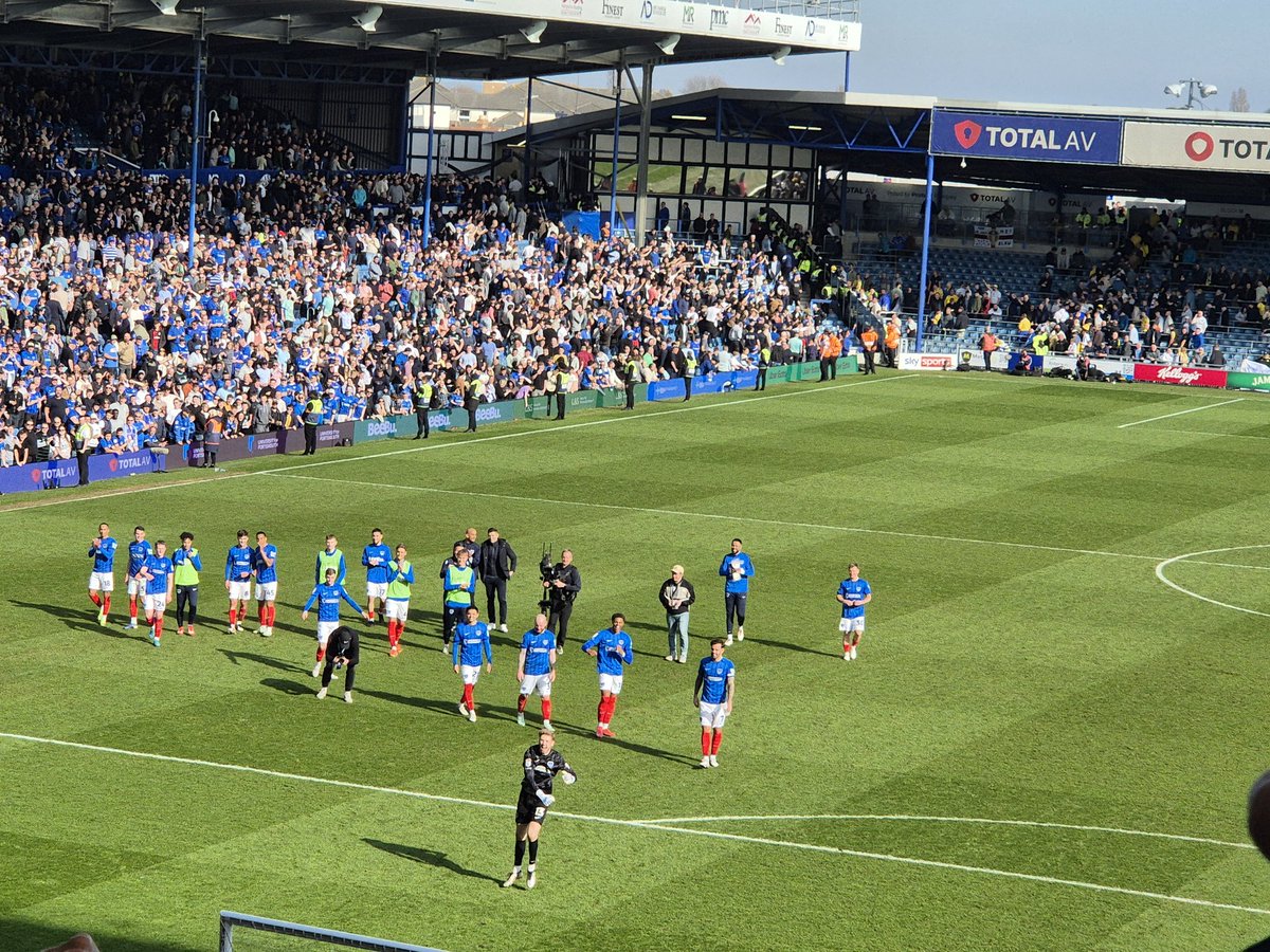 ClementsVicky's tweet image. Up the Blues! ⚽️ #Pompey