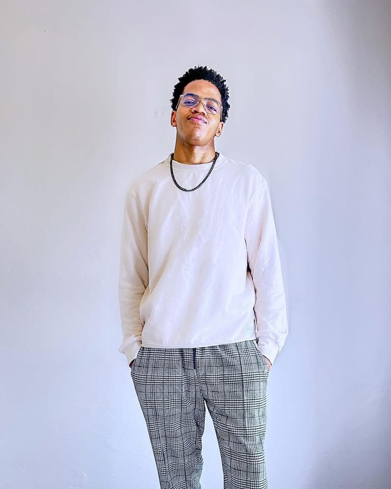 MrsLesaPule's tweet image. Beekay whatever happens tonight, we are very proud of you as Beevoltz for making it thus far.  It is a game after all one has to win or lose, we will always love and support you nonetheless. All the best homie 🫶🏻 love and light 🙏🏽🕯️

#Beekay 
#BBMzansi