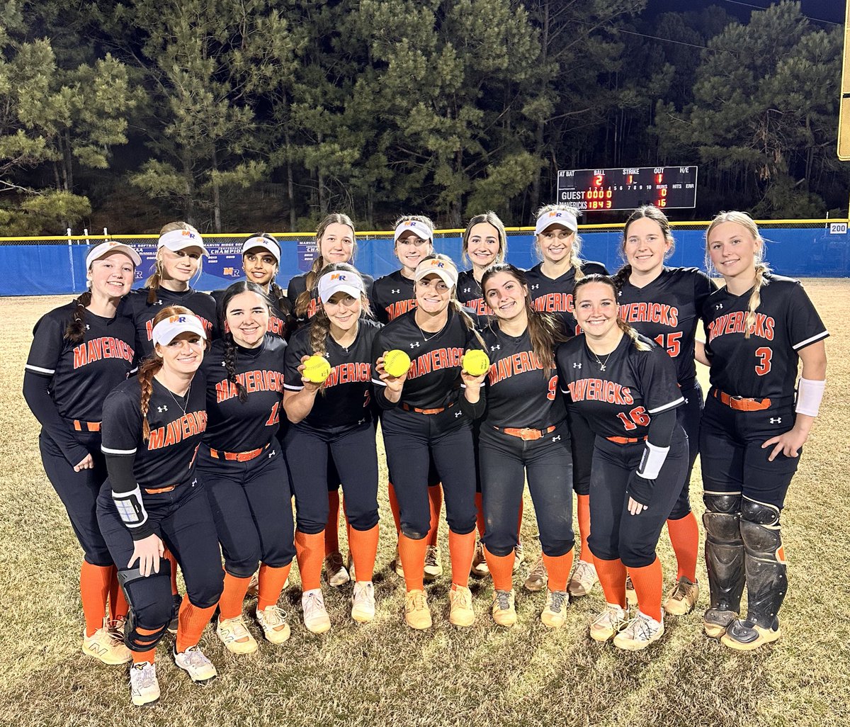💣💣💣s away!!  Lots of firepower in 🙌over Ardrey Kelly Friday night!!

Hits 🔥🔥 by Studney 💣, Sperduto 💣, D’Amico 💣, Kirby, Ziecik, Rose, Pearce, Phifer!! 

Combined shut out in the ⭕️ by Phifer and McArdle. 💪

Next game Monday at home vs Ballantyne Ridge at 6p