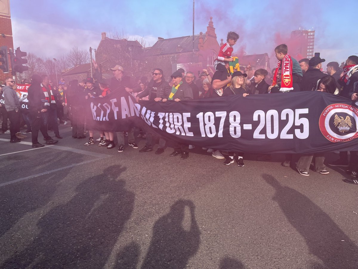 UnitedStandMUFC's tweet image. HERE WE GO! [@sistoney67] #mufc