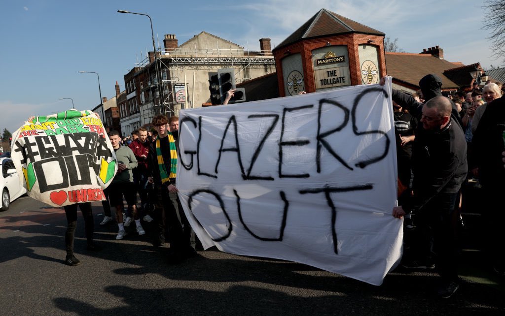 UtdPlug's tweet image. Fans are making their voices heard 🗣️

#GlazersOut