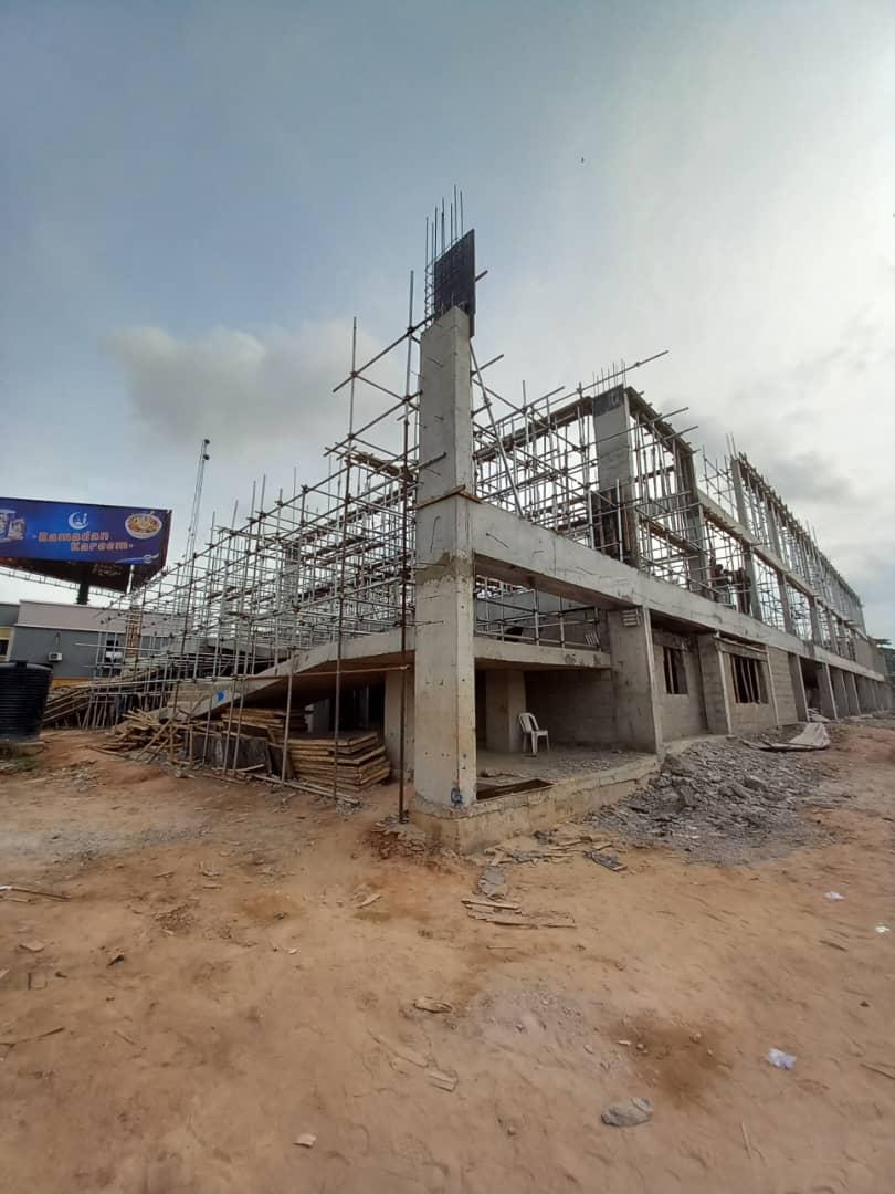 Abisola Olusanya (@abi_olusanya) on Twitter photo ...at the Agege Fresh food hub construction. With ground level car park capacity for 100 vehicles, asides open car park areas, the facility is poised to transform Pen cinema and its environs with a clean and modern, yet functional space for food trade.
<a href="/jidesanwoolu/">Babajide Sanwo-Olu</a> ...at the Agege Fresh food hub construction. With ground level car park capacity for 100 vehicles, asides open car park areas, the facility is poised to transform Pen cinema and its environs with a clean and modern, yet functional space for food trade.
<a href="/jidesanwoolu/">Babajide Sanwo-Olu</a>