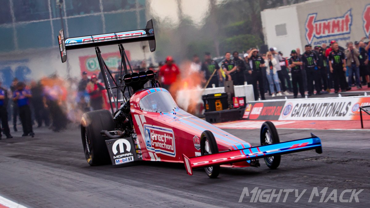 Some Top Fuel round 1 pics as we wait for the track to dry. Hopefully the rain is done for the day.
#NHRA #Gatornats #PeakSQUAD