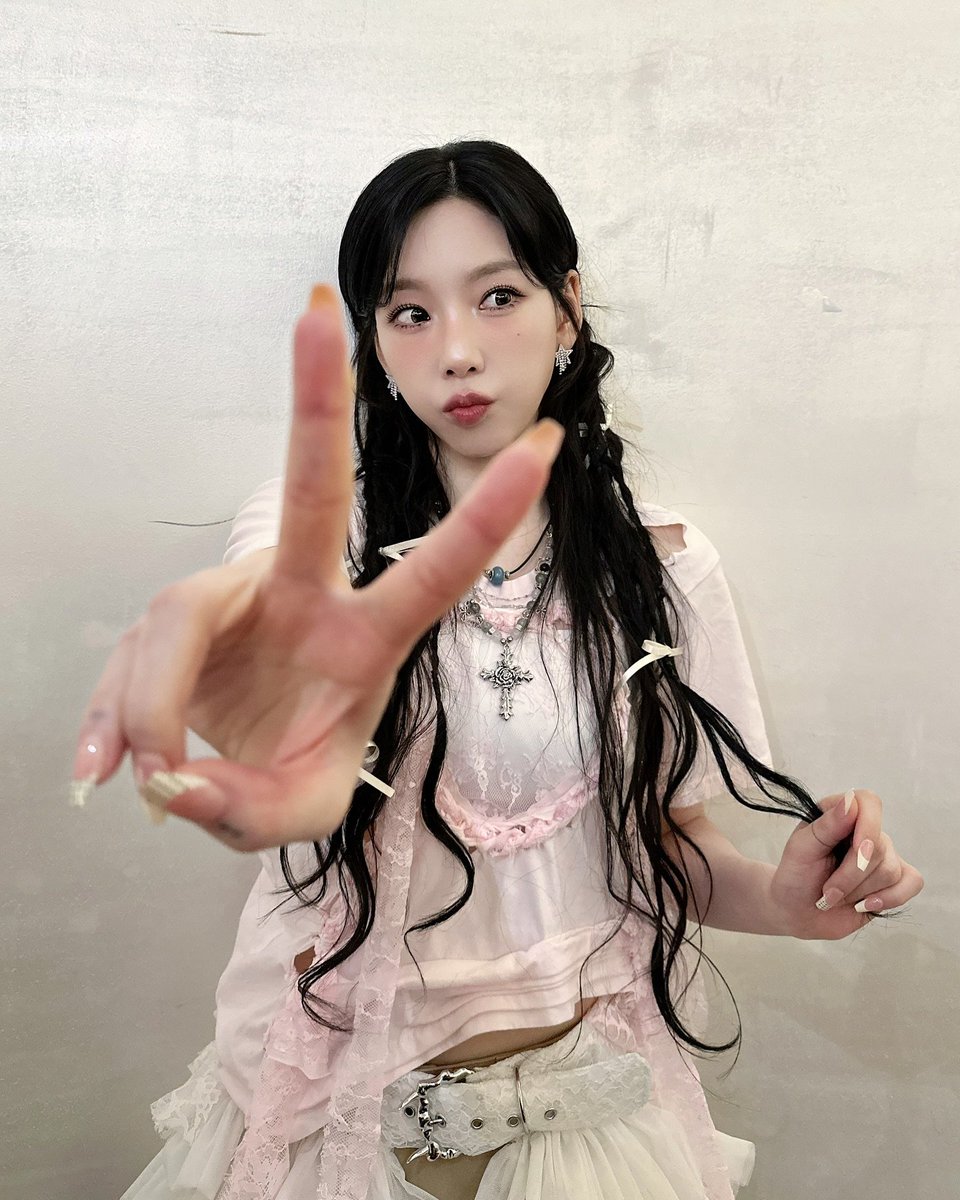 lilacsvault's tweet image. 顶 ⋆ ༅ 𝟑, 2, 𝟙, gō ! 𝚙ōpp𝕪 𝚜a𝕚𝐥o͞𝐫s ' 權 ✺ ⋆ 𝕛apan 𝑑e̤𝕓ut 𝕚s he𝐫e ! es por eso que toca disfrutar de una buena sesión de este #𝚜a𝕚𝐥o͞𝐫s瑞穂છ𝑑e̤𝕓ut escuchando el #𝚙ōpp𝕪權·𝚜a𝕚𝐥o͞𝐫s en loop durante todo el día, ♡!

𝑚o͞o𝕟’𝚜 綠♡ ’ gua𝐫𝔡𝕚a𝕟 !