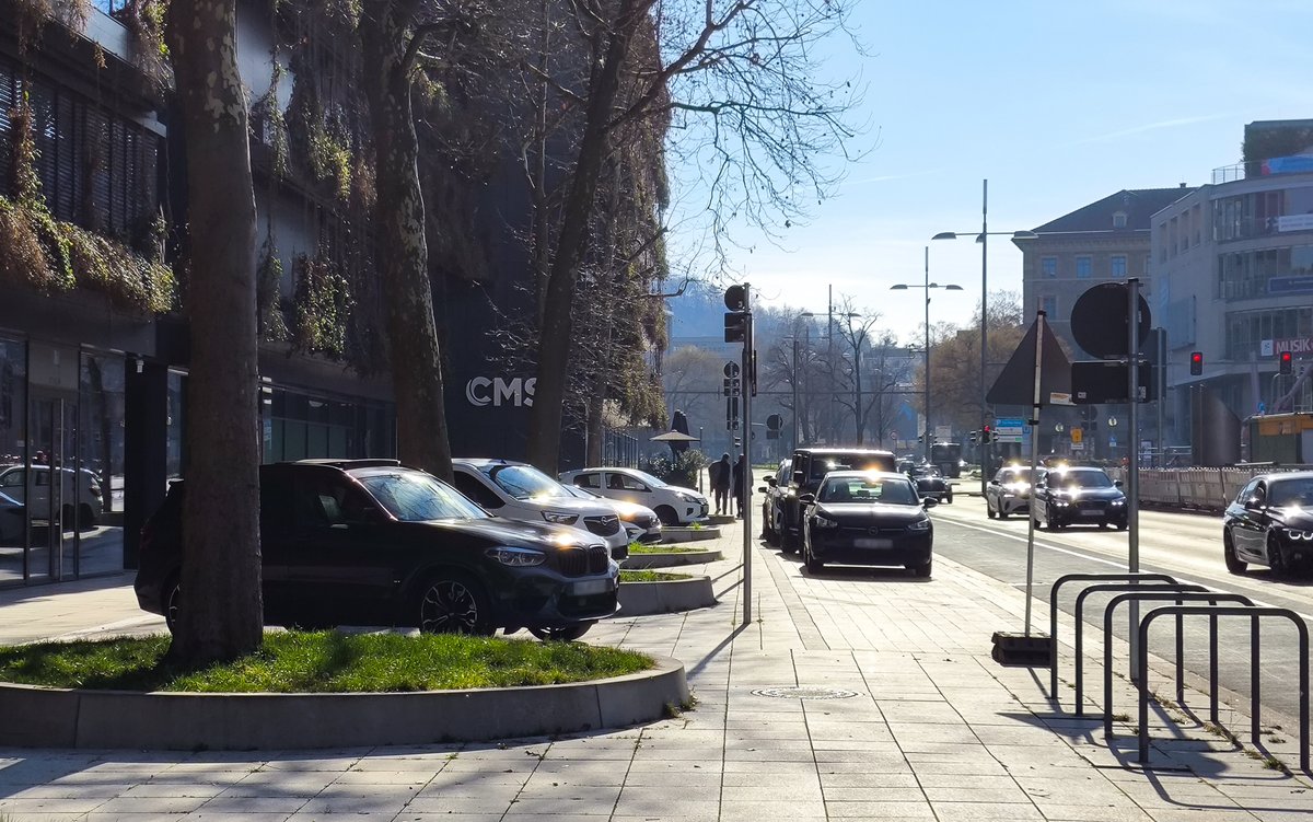 Delicious Cake tweet media