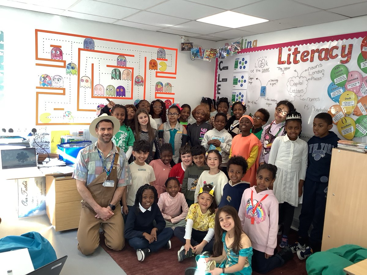 World Book Day was celebrated this week with Mr O in Year 3! Some fantastic and creative costumes were worn, inspired by our favourite books. 📚🌟

#StMonicas #StrivingForExcellence #Shoreditch #Hackney #OldStreet #Hoxton