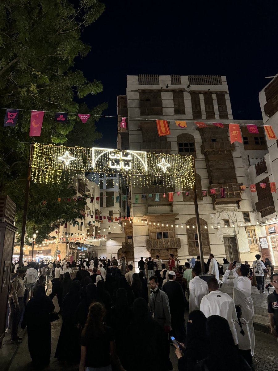 تِحلى أيّامنا وليالينا برمضان🌙🩶