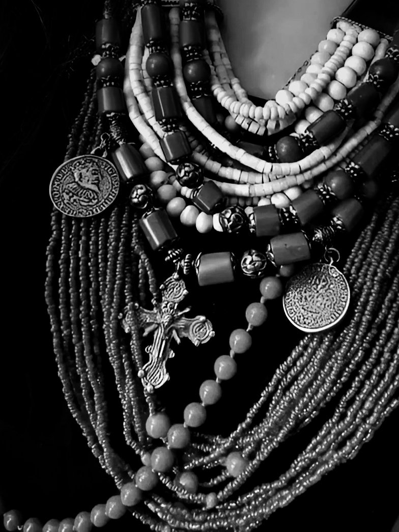 ⠀ᅠ

quae nocent docent —
что мучит, то и учит. 

ᅠᅠ⠀