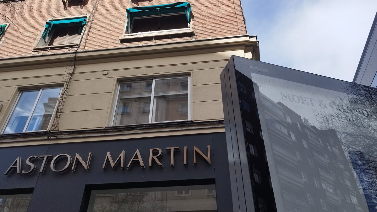 Ocasionalmente nos han criticado el libro por "romantizar la pobreza". Todavía no lo entiendo.