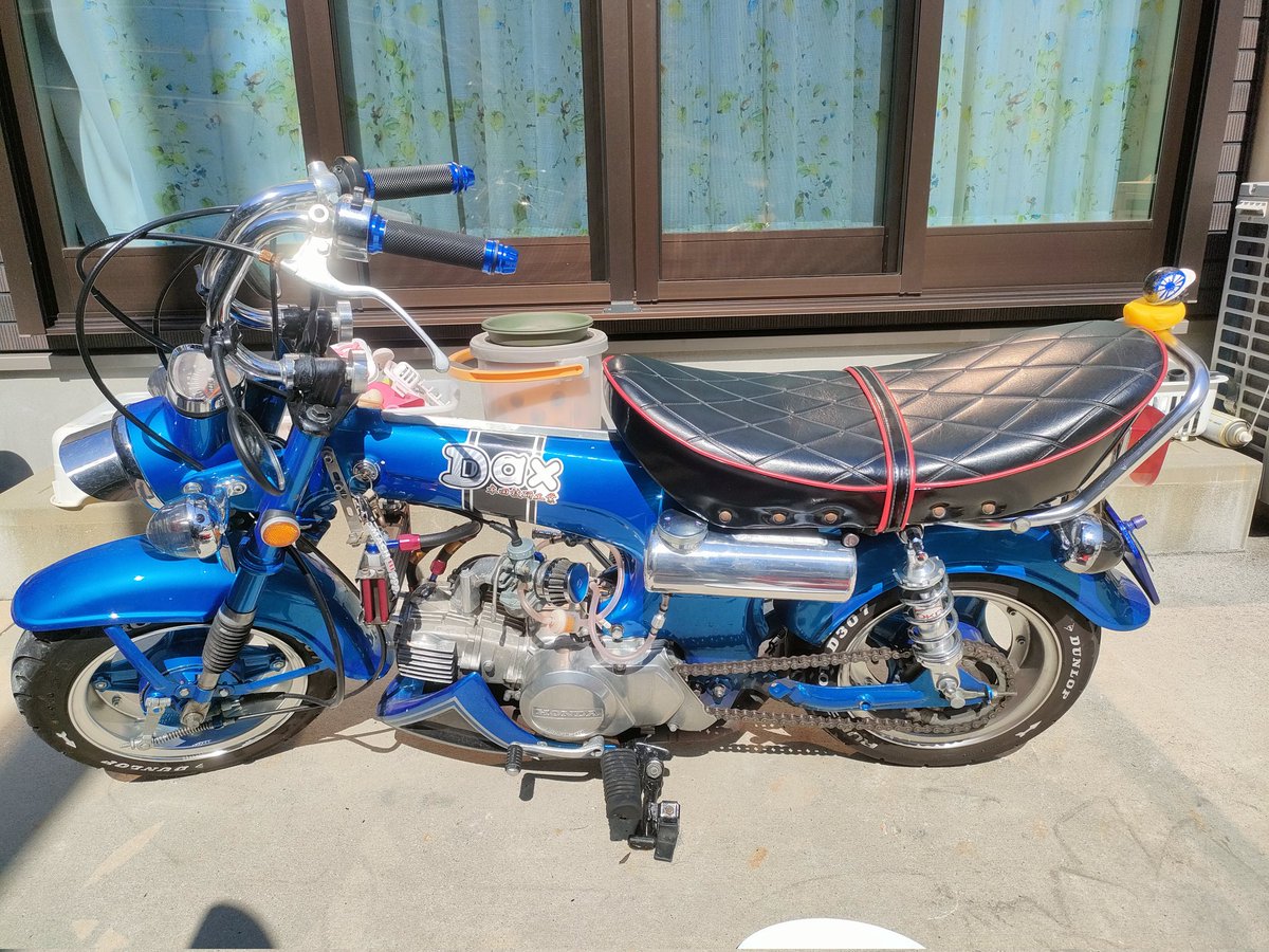 ぽかぽか日和で、バイク整備に精がでました。
#ST50
#4mini
#CHALY
#ダックス50