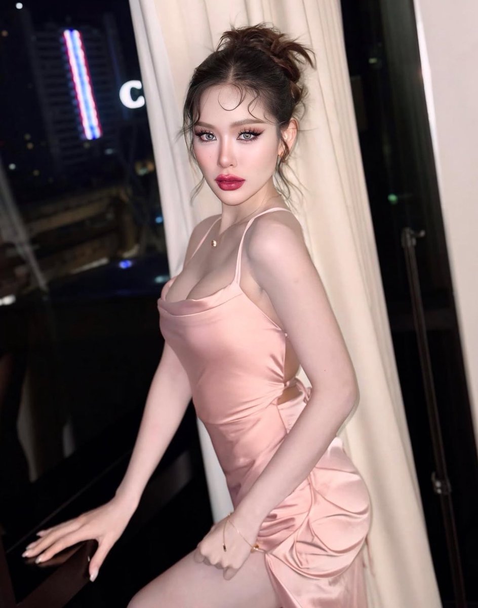 princess_ tweet media