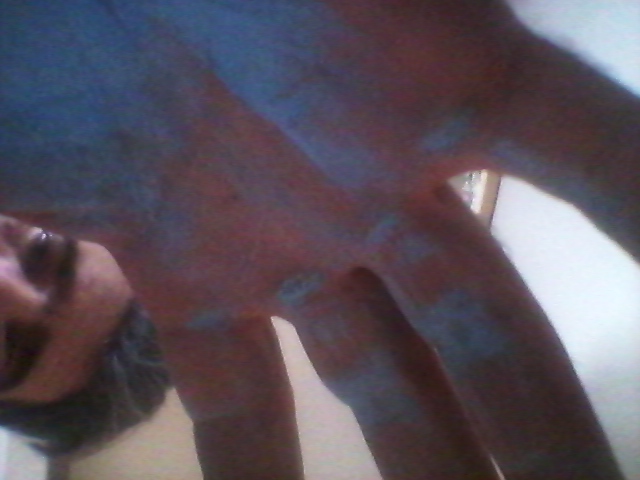 RavenFlight8's tweet image. using blue chalk for better GRIP on my PullUps*--