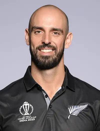 जॉनी भाई का अर्धशतक 😄 लगता है भाई अपनी तरफ से खेल रहा है 😬😂
#INDvsNZ #ChampionsTrophyFinal 
#Mitchell #Rohit #ChampionsTrophy2025 #kuldeepyadav  #NewZealand