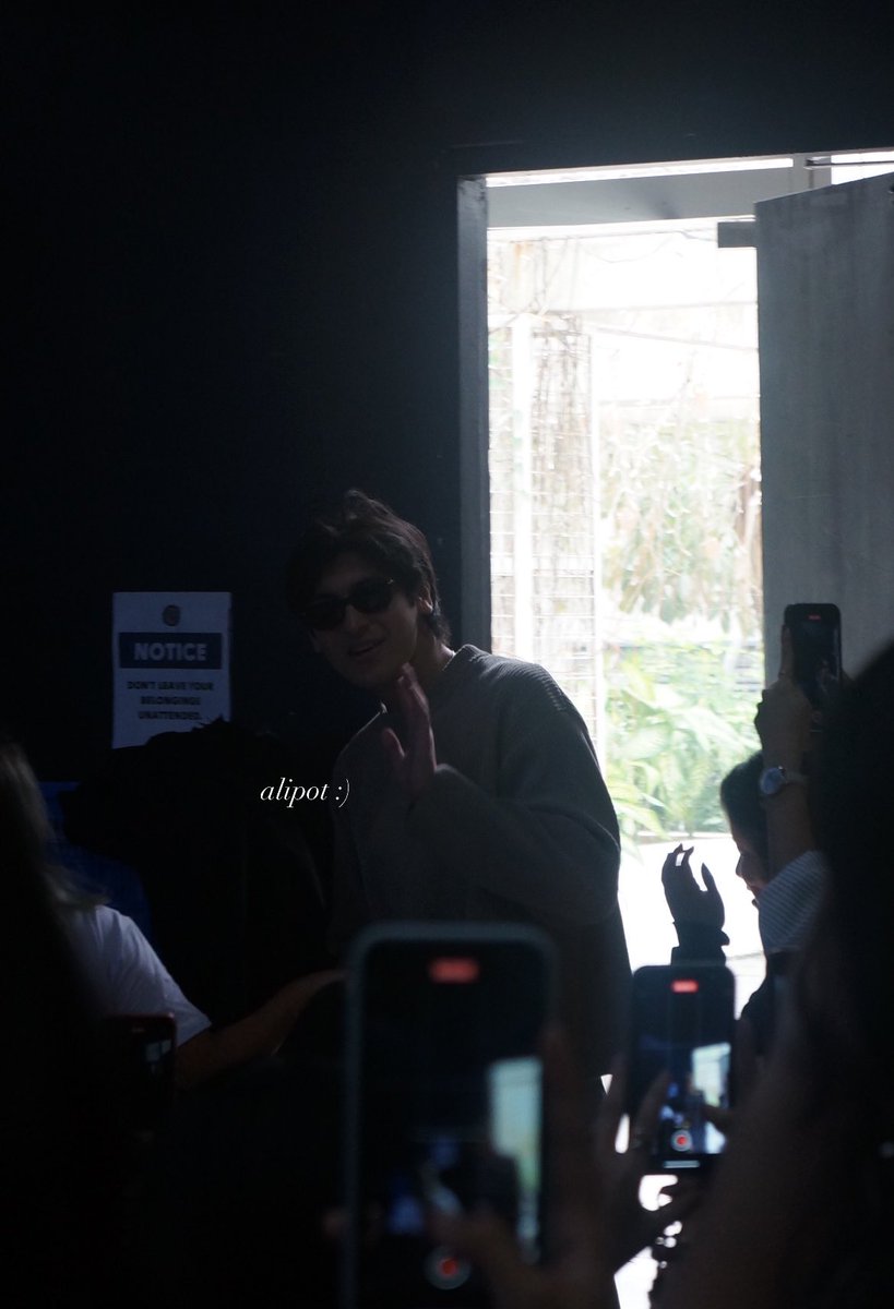 shotsbyali's tweet image. didn’t post this kasi i thought the shot was too dark hehe anyways 

MUHLACH TWINS VPCA STARS

#AtashaForVPCA 
#AndresForVPCA