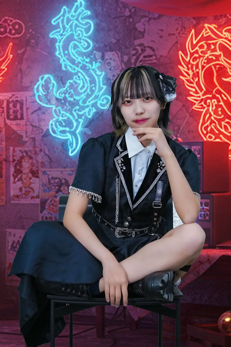 ✦・個人アー写公開・✦ LIZZ 5人目 リーダー 💙月島 きあ - ツキシマ