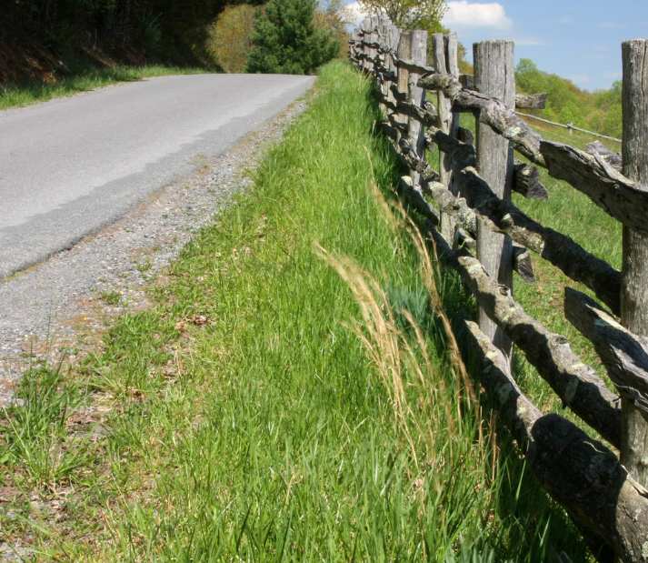 ⚠️This is the final week for applications for consideration under the 2025 Local Improvement Scheme. 
 
📅Final date for application submission  is  5pm, 14th March.  

🔗For more information and application form, please visit: shorturl.at/b23vU